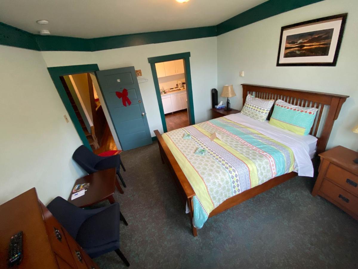 Historic Hotel Bayview Stewart ภายนอก รูปภาพ